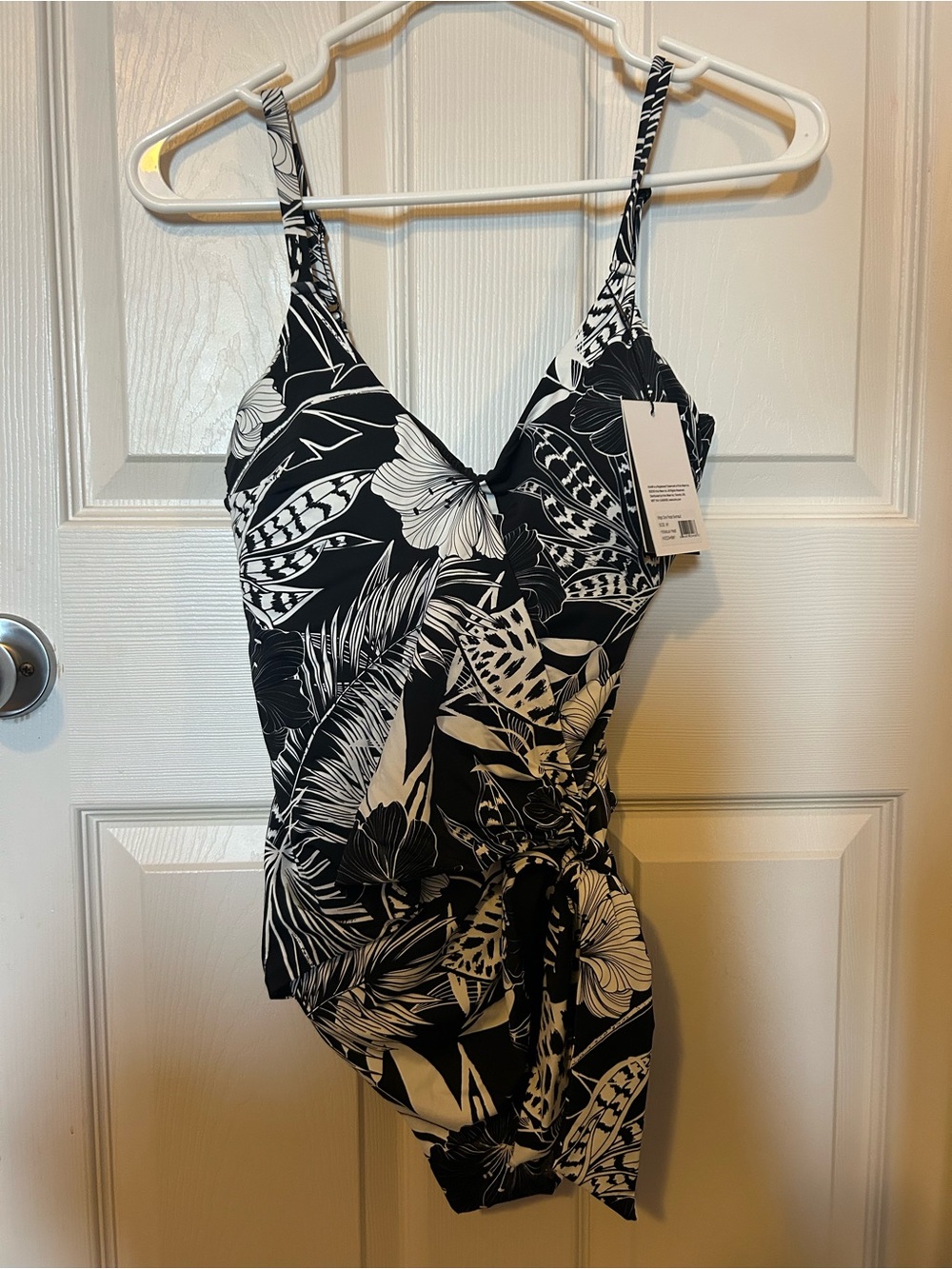 NWT Knix Black & White Floral One-Piece Swimsuit